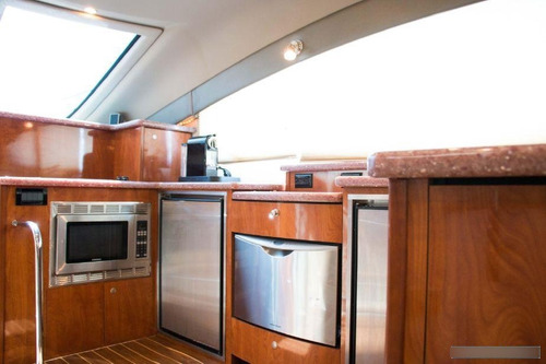 Imagen 4 de 12 de Sport Con Camarote Cruisers Yachts 49