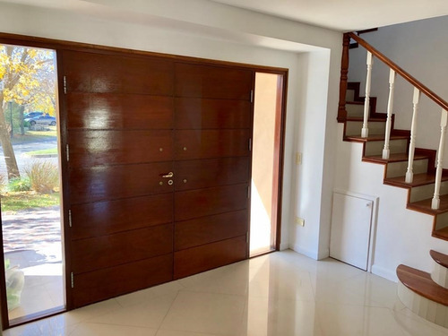 Casa En Venta Ubicado En El Encuentro, General Pacheco, Tigre