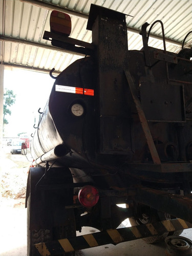Imagem 4 de 11 de Tanque Para Caminhão De Pavimentação Piche