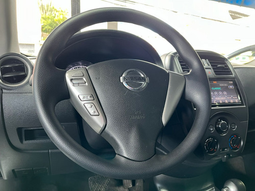 Nissan Versa V-Drive 1.6 Special Edition Cvt 4P