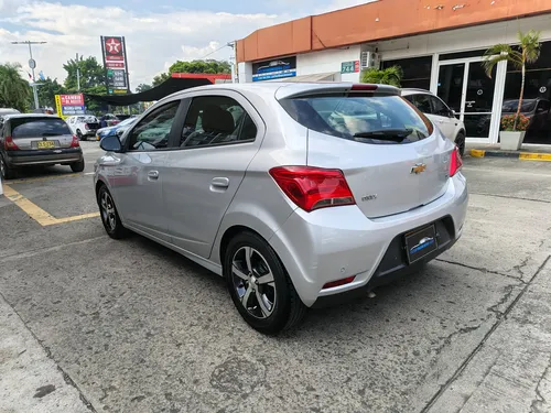 Chevrolet Onix 1.4 Ltz 5 p