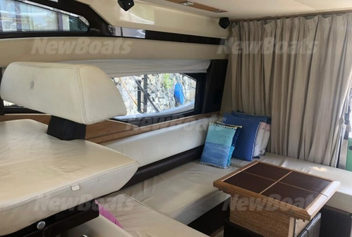 Imagem 6 de 15 de Lancha Azimut 48 Radar - Antena Sky