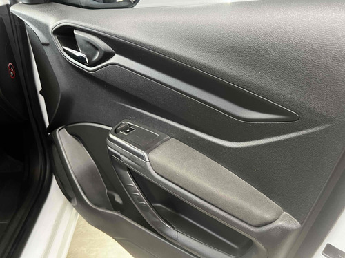 Chevrolet Onix 1.4 MPFI LTZ 8V FLEX 4P AUTOMÁTICO