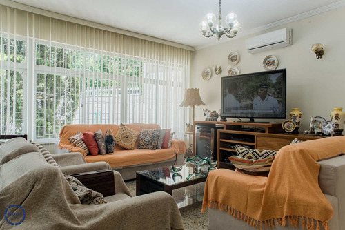 Casa Em Avenida Otima Para Comercio Ponta Da Praia-r$ 3 Milhões - V15394