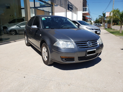 Volkswagen Bora Tdi 2011