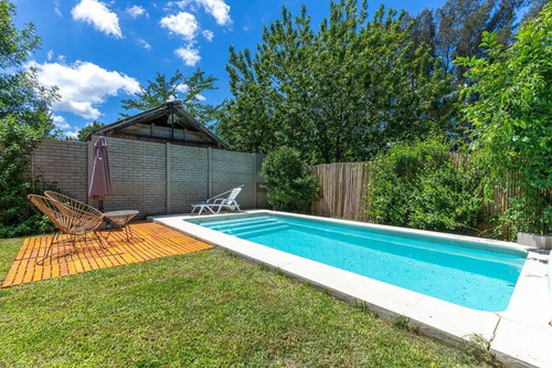 Imagen 30 de 30 de Casa Venta - 1 Dormitorios 2 Baños - 300mts2 Totales - Villa Elisa