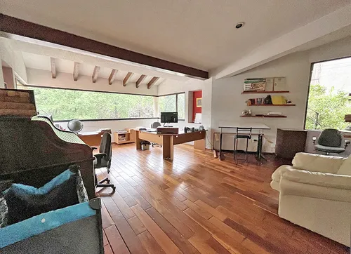 Casa En Venta En Jardines En La Montaña