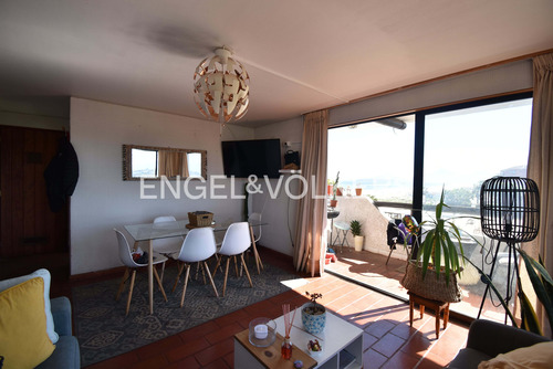 Venta De Departamento En La Avenida Del Mar