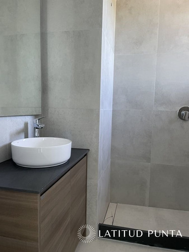 Imagen 9 de 24 de Piso Alto En Venetian, 4 Suites