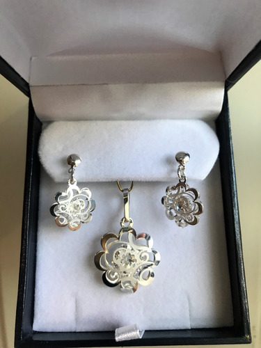 Aretes Y Dije Flor Clavel De Plata 925 + Baño Plata Pura