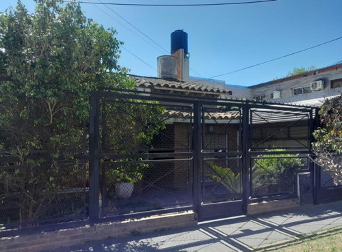 Casa En Alquiler De 3 Ambientes En San Miguel