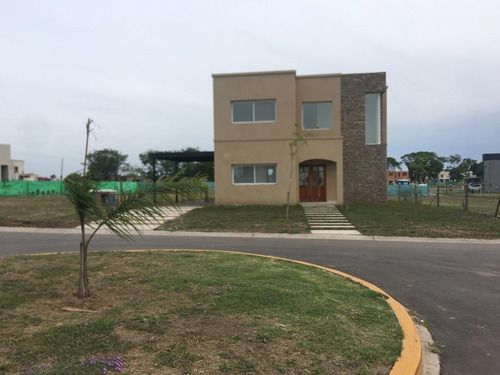 Imagen 2 de 30 de Casa - Santa Lucia