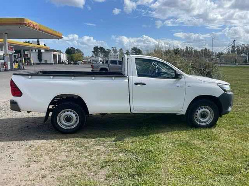 Toyota Hilux 2.4 Cs Dx 150cv 4x2