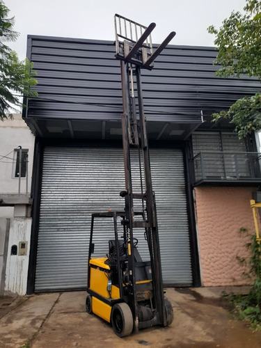 Imagen 7 de 9 de Autoelevador Yale Electrico 2500kg T. Triple C Desplazador