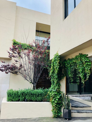 Imagen 19 de 20 de Sorprendente Casa Moderna En Venta En San Angel