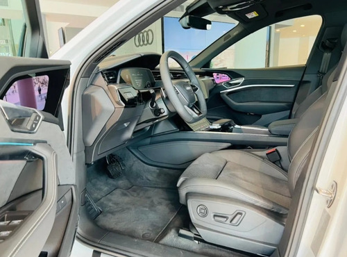 Imagen 8 de 15 de Nuevo Audi E-tron Sportback 55 Quattro Sline Electrico 2022