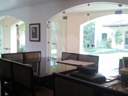 Jardim Guedala - Lindíssima Casa Sobrado - 4 Dts. - 2 Stes. - 6 Garagens - 450 M² Construídos - 3-im99834
