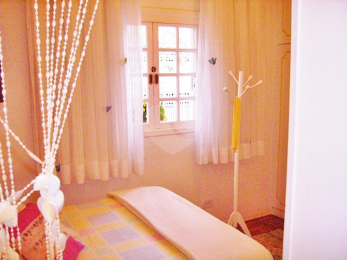 Imagem 15 de 30 de Sobrado Residencial - 3 Dorms -2 Vagas - À Venda No Centro - Reo50570