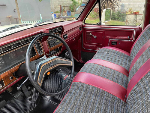 Ford Ranger F100