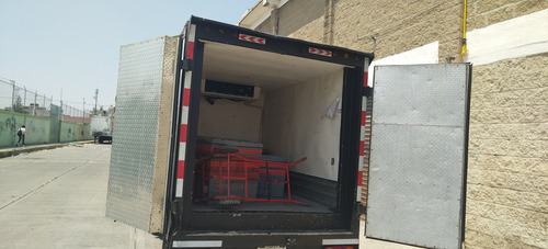 Camioneta Con Caja Refrigerada , Optimas Condiciones, Carga