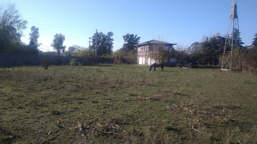 Lote De 2249 M2, Ubicado En Virrey Del Pino, Barrio Cerrado Con Seguridad Las 24 Horas. 