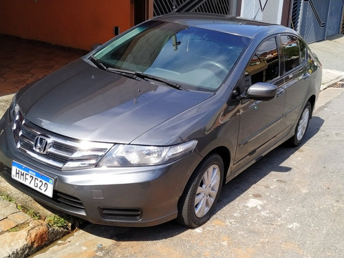 Imagem 1 de 7 de Honda City 2013 1.5 Lx Flex 4p