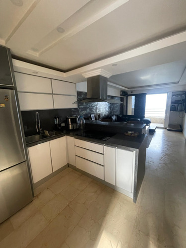 Remax Ofrece En Venta : Bello Apto En Residencias Marina Mar