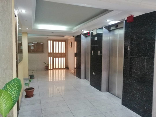 Imagen 2 de 14 de En Alquiler Pent House Full Equipado En Alta Vista Camino Real ! Aa