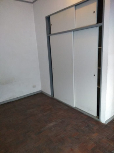 Av. Lope De Vega 117 2 Amb 2º Piso X Esc. Muy Buena Ubicacion Alquiler V Luro
