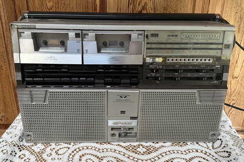 Radio Grabador Antiguo Sharp (Usado)