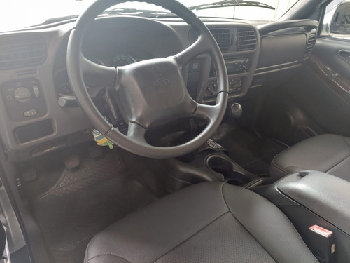 Imagem 3 de 11 de Chevrolet S10