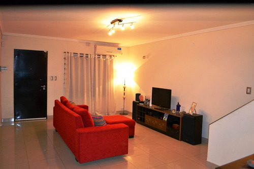 Imagen 4 de 12 de Duplex 4 Ambientes C/cochera-pileta-parrilla - Dueño Directo