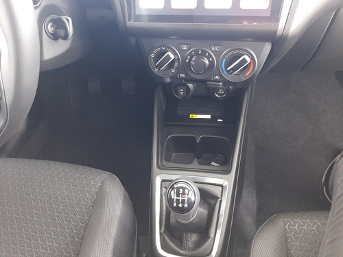 Imagen 10 de 13 de Suzuki New Swift Híbrido Motor 1.2cc Modelo 2022