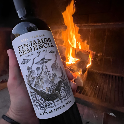 Vino Finjamos Demencia Corte De Tintas 750ml