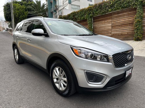 Kia Sorento 2.4 Lx At