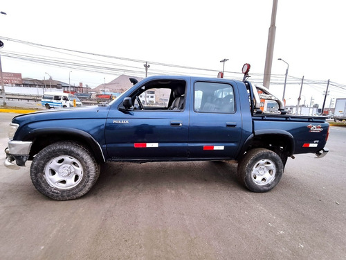 Imagen 5 de 15 de Ocasión Toyota Hilux 4x4 1999