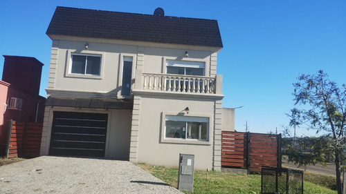 Venta-casa Apto Credito- Barrio Laguna Azul