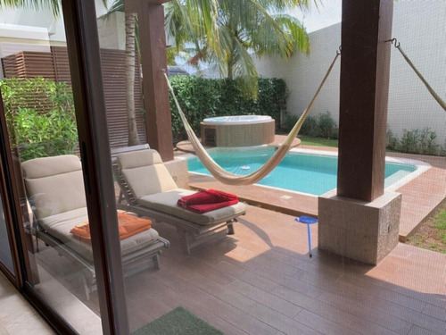 Amplia Casa En Condominio En Venta En Chablekal