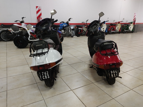 Imagen 4 de 6 de Honda Elite 150 Scooter Japonesa