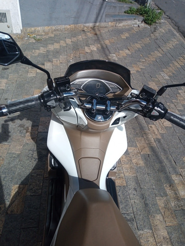 Imagem 8 de 10 de Honda Pcx 150 Dlx