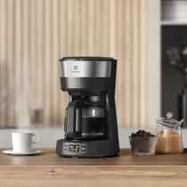 Comprar Cafetera Electrolux Efficient Ecm25 1.2lt