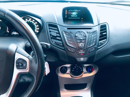 Ford Fiesta Kd Sedán Se Plus 2016 1.6. Imperdible!!!