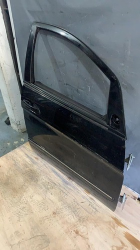 Puerta Delantera Derecha Mercedes Benz B200 Clase B (2593ylu