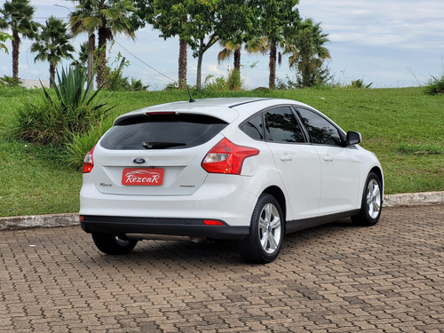 Ford Focus SE 1.6 16V TiVCT PowerShift