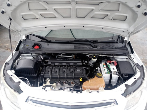 Chevrolet Onix 1.0 Mpfi Lt 8v Flex 4p Manual