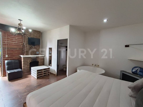 Inmueble Comercial En Venta, En Arandas, Jalisco.