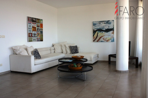 Apartamento En La Barra 3 Dormitorios Con Terraza Y Cocheras