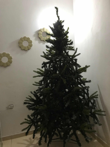 Árbol De Navidad Grande