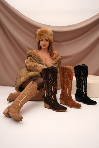 Botas Texanas Mujer Cuero Gamuza Taco Medio Caña Alta Zuri