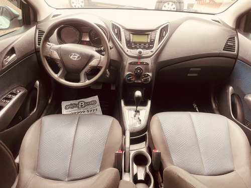 Hyundai HB20S 1.6 Comfort Style Flex Aut. 4p
